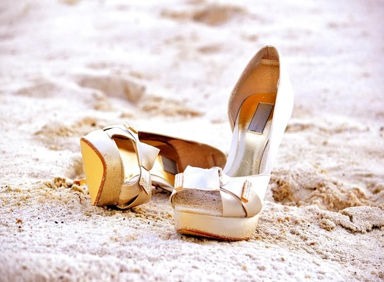 The Beach Wedding and Choosing Your Wedding Shoes